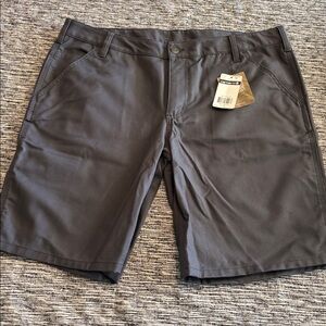 Women’s Carhartt work short size 16